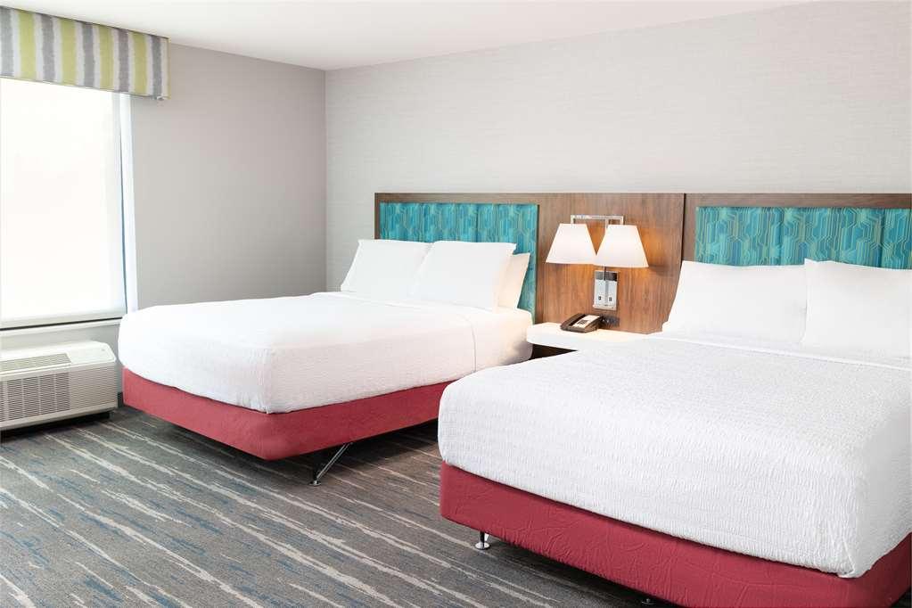 Hampton Inn & Suites Santa Rosa Sonoma Wine Country 部屋 写真