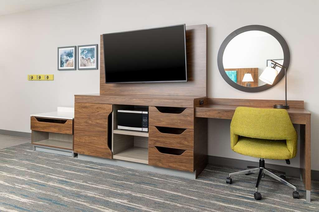 Hampton Inn & Suites Santa Rosa Sonoma Wine Country 部屋 写真