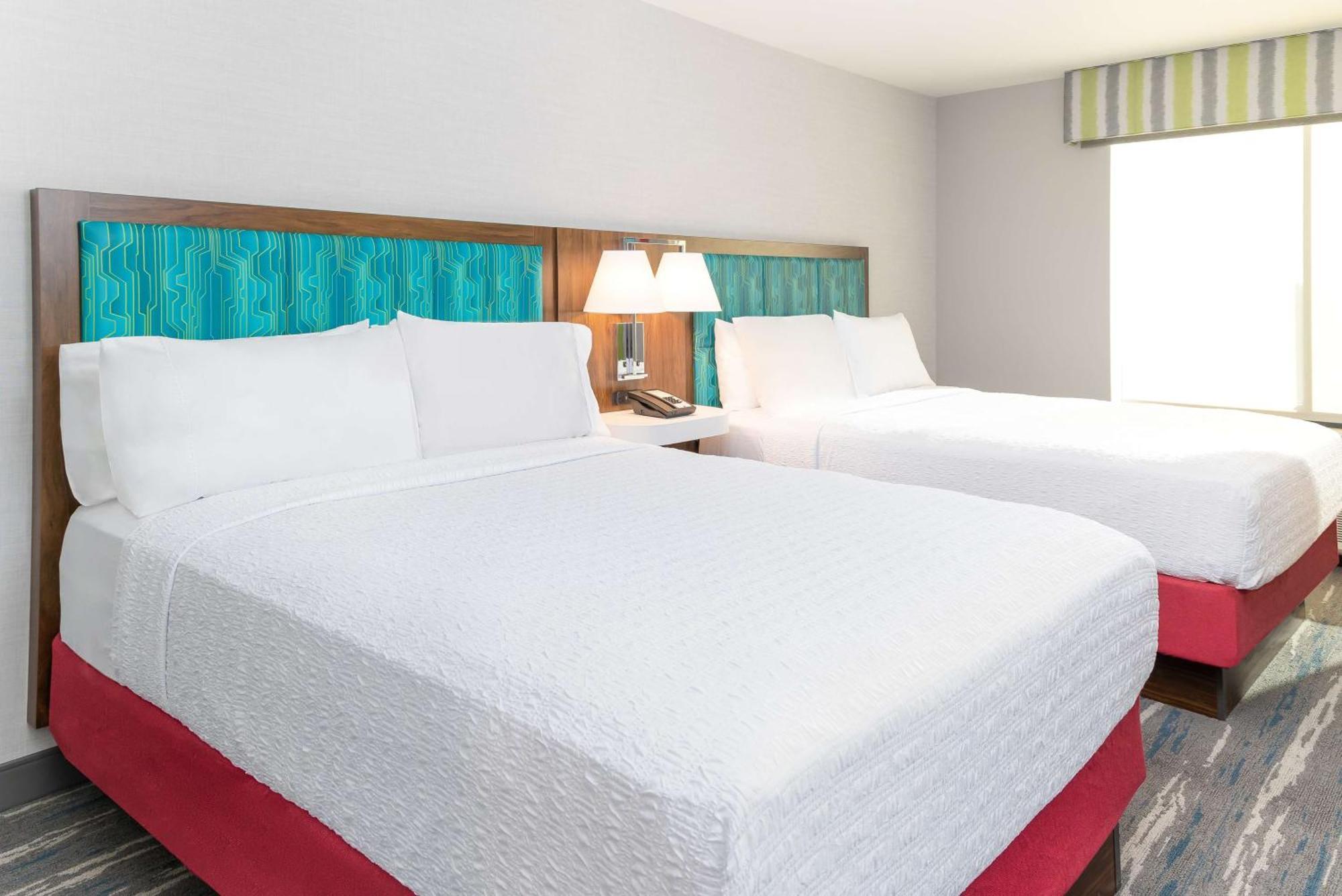 Hampton Inn & Suites Santa Rosa Sonoma Wine Country エクステリア 写真